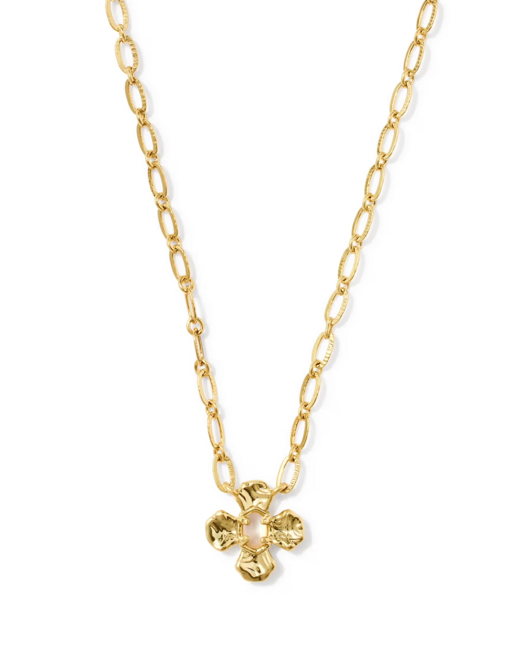 Leanne Short Pendant by Kendra Scott: gold chain necklace with oval links and a textured, abstract flower-shaped pendant. Available in short length sizes.