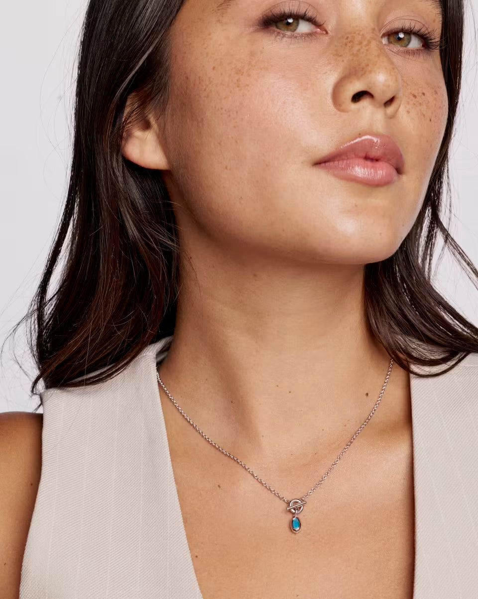 Mini Elisa Toggle Pendent Necklace | Kendra Scott