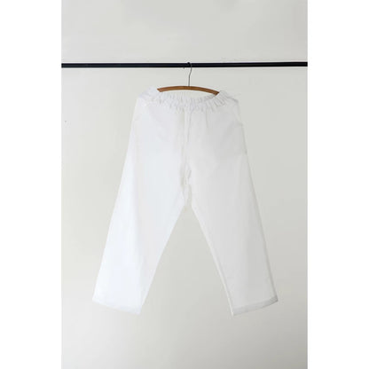 Cotton Linen Lani Capri with elastic waistband, available in sizes XS–XL.