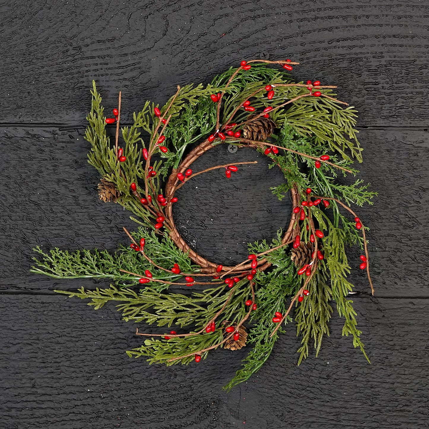 3.5in Evergreen Pine with Red Pips Ring