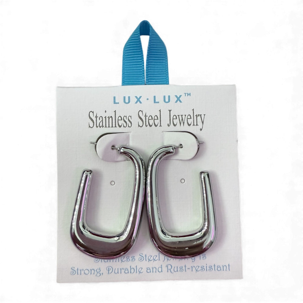 Chunky, silver-colored stainless steel rectangle hoop earrings. Available sizes: 25mm, 35mm.