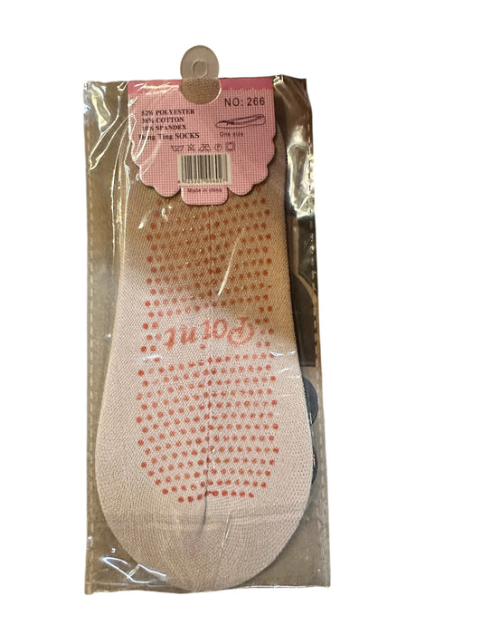 Beige women's Basic Boat Shape Socks, polyester cotton, non-slip soles, sizes S-L, in clear plastic with label and barcodes.