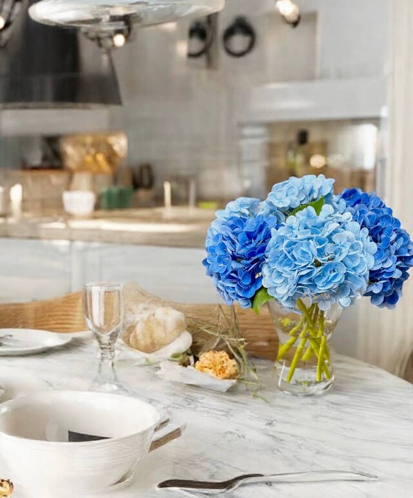 12.5" Real Touch lifelike Hydrangea with a 6” soft pink bloom. Available size: 12.5".