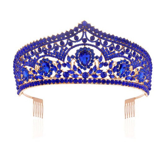 Teardrop Stone Cluster Intricate Crown