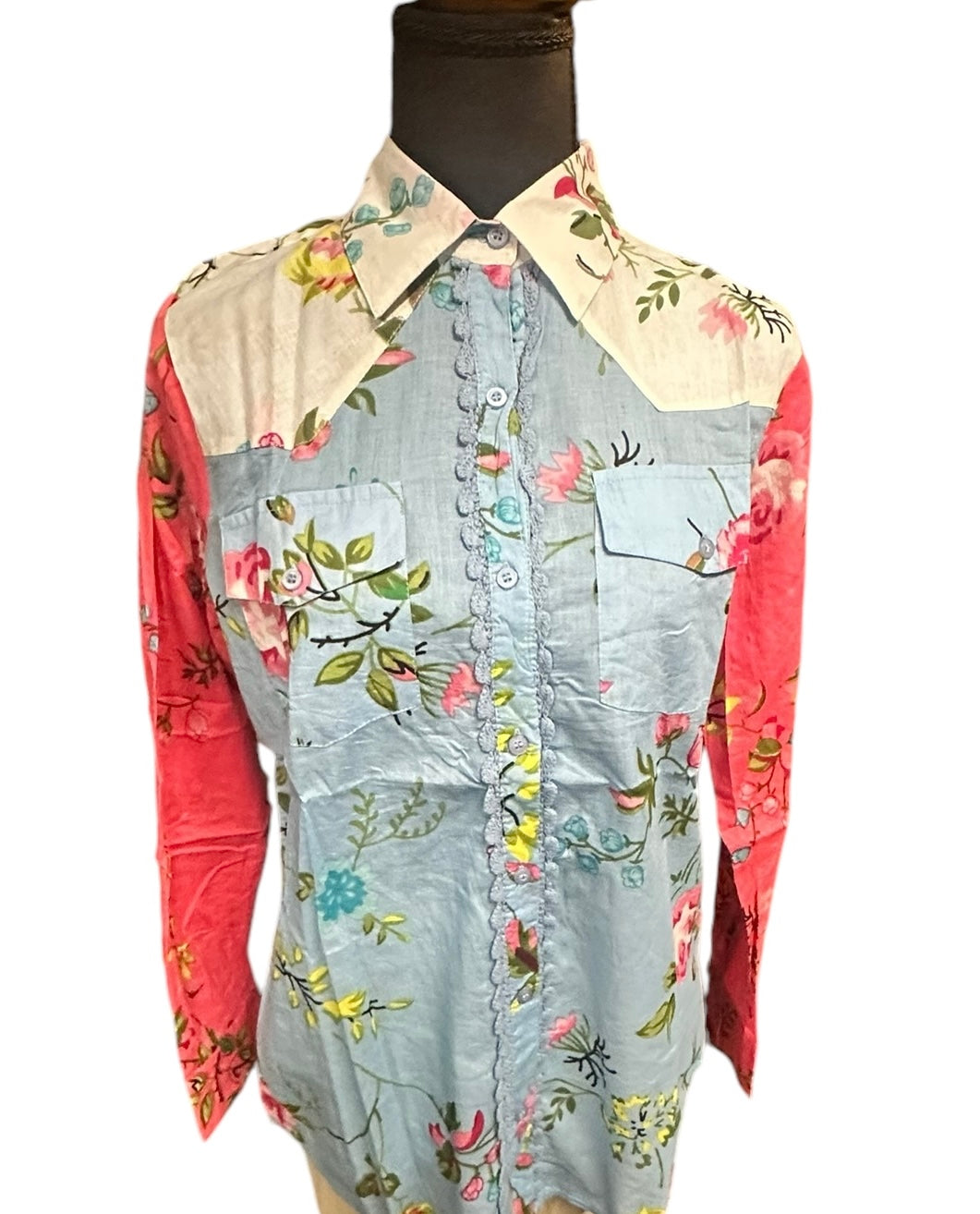 Vintage Floral  Button-Down Top