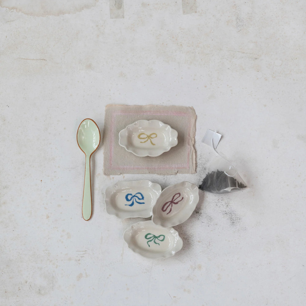 Three Stoneware Scalloped Dishes with Bow, available in small, medium, and large sizes.