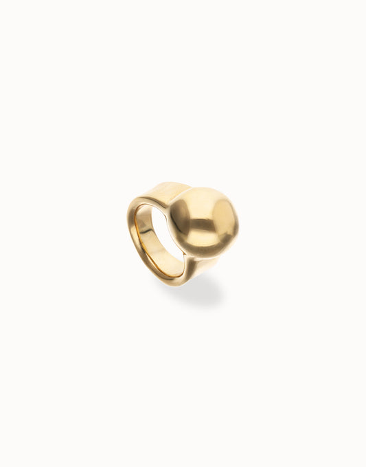 18k gold ring with a smooth, rounded sphere-shaped top and a thick band. Available in multiple sizes.