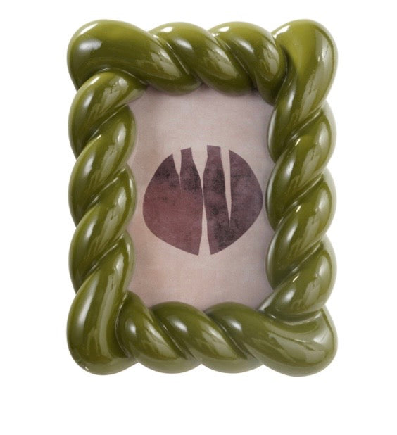 Glossy green resin twisted photo frame with a rustic, distressed wood-effect finish in olive green. Available sizes: 4x6, 5x7, 8x10 inches.