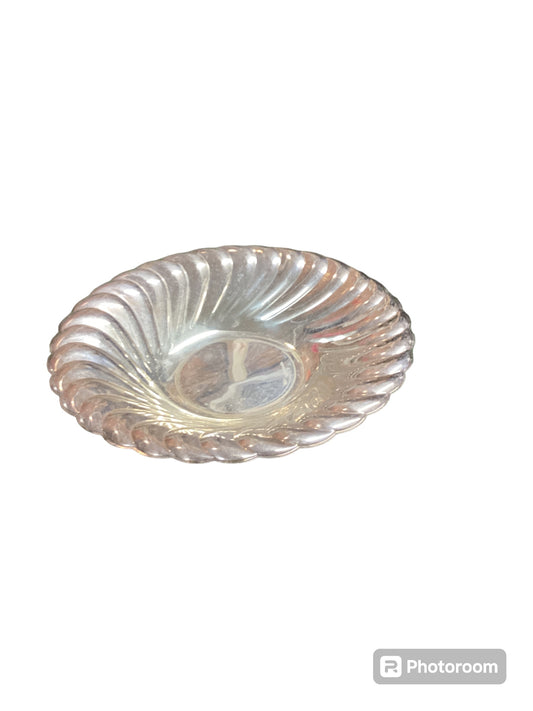 Large Silver Bowl with round, silver-toned body and scalloped swirl rim. Available sizes: 10", 12", and 14".
