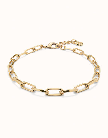 Gold Short Oval Link Chain Necklace with elegant oval links, small adjustable clasp, and tag. 18k gold-plated finish. Available in lengths 16", 18", and 20".
