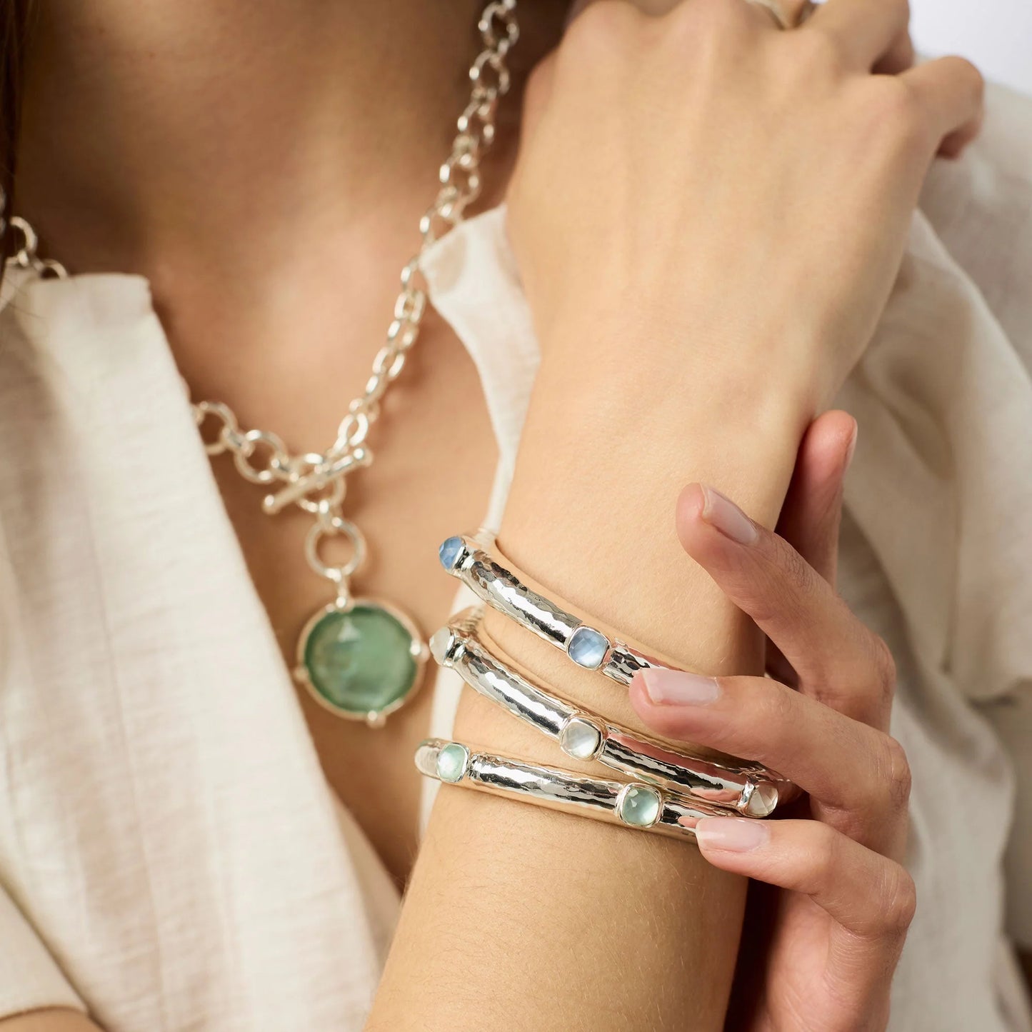 Catalina Hinge Bangle