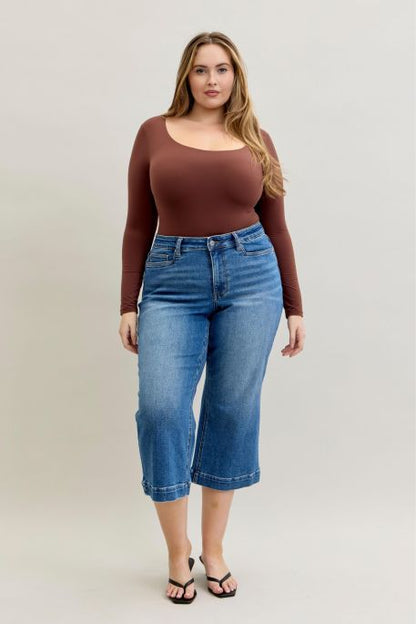 Judy Blue Capri Jeans, available in sizes 0-20.