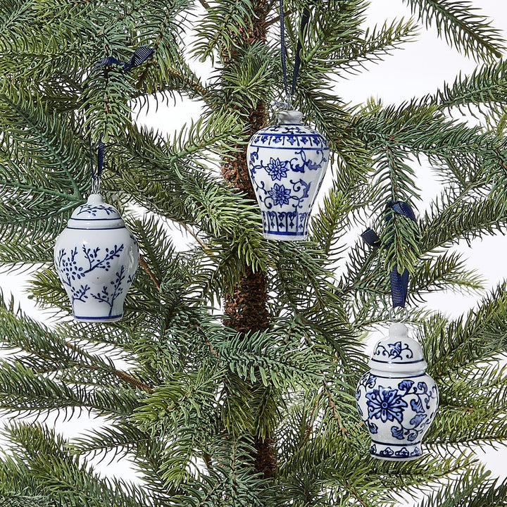 Blue and white floral Ginger Jar ornament and place card holder.