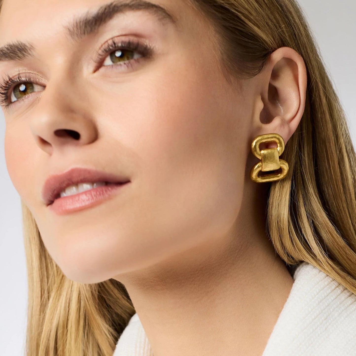 Sahara Midi Earring: large, chunky gold design. Available in multiple sizes.