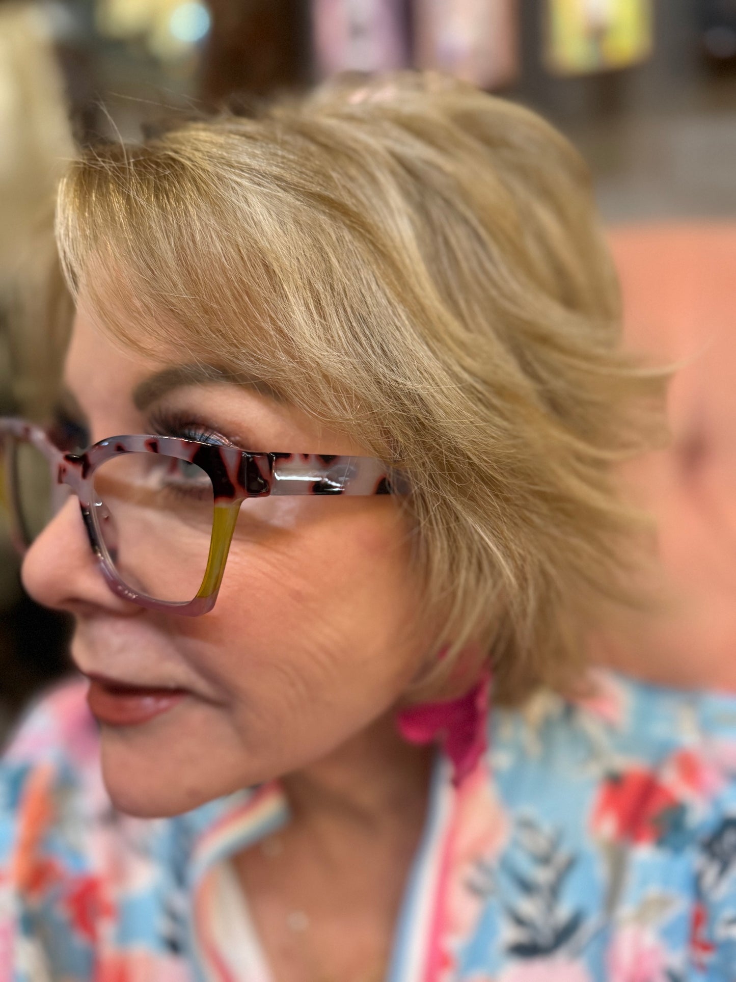 Peepers Birdie blue light glasses. Available sizes: narrow, average, wide.