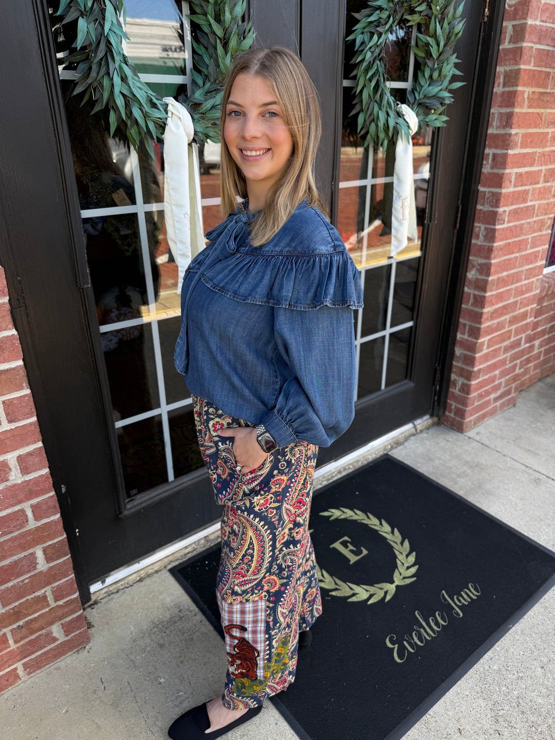 Wide-leg Tiger Barrel Pants in multicolored paisley print with a lower leg tiger patch. Available in all sizes.