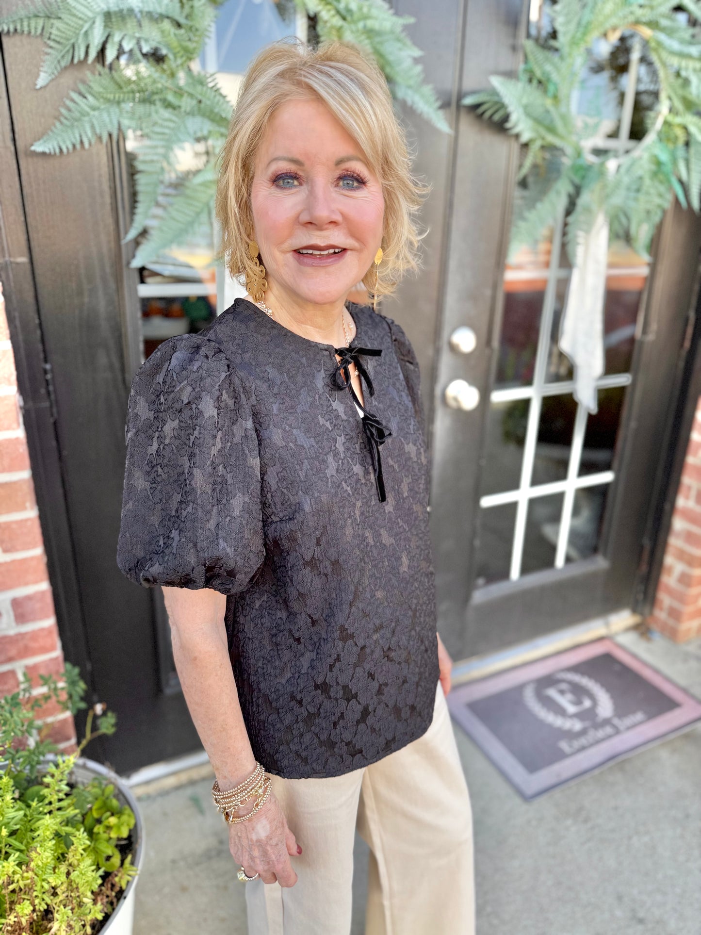 Ren Jet Black Top