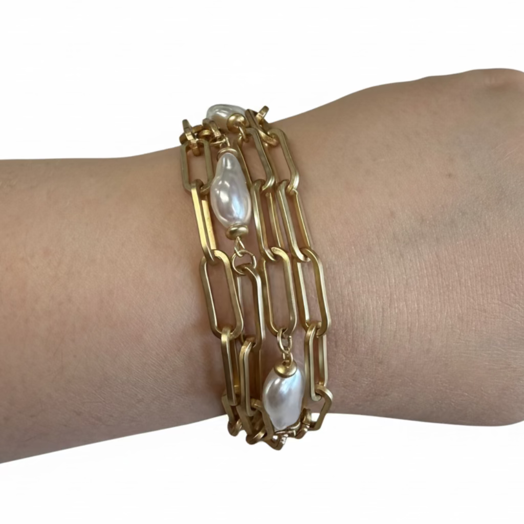 Magnetic Dipped Metal Bracelet: three gold chains, irregular white pearls, sleek magnetic closure. Sizes: S, M, L.