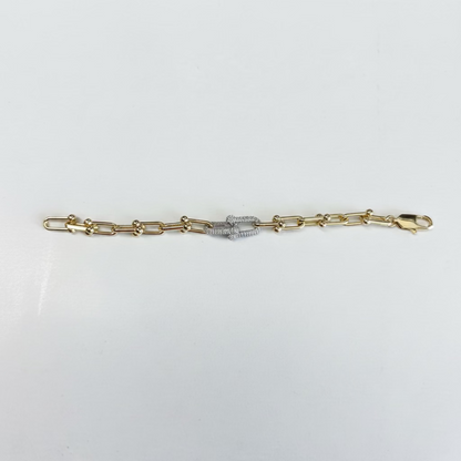 Gold and silver chain bracelets with elongated links and central silver accent. Available in S, M, and L sizes.