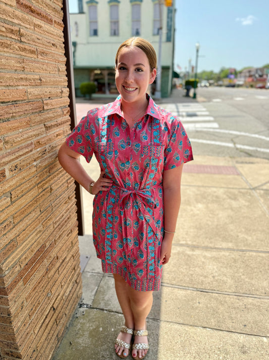 Geranium Dominga Dress with waist tie, available in XS–XL.