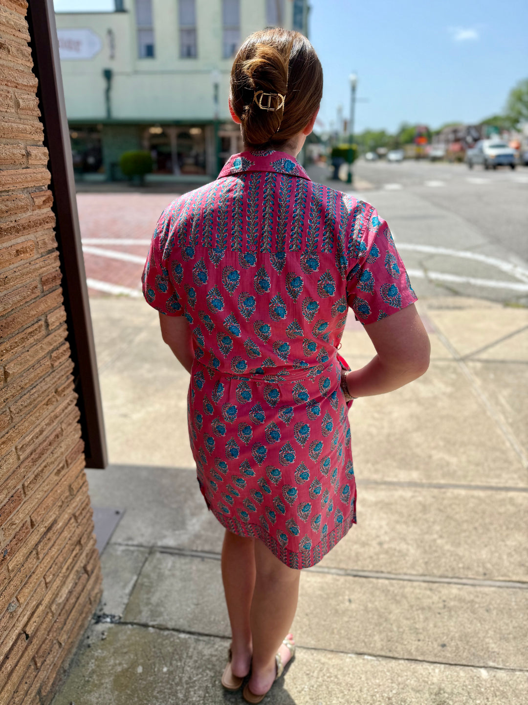 Geranium Dominga Dress in sizes XS–XL; features a flowy silhouette and lightweight fabric.