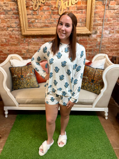 Annie Fable Floral Blue Ivory Short Set, available in sizes XS-XL.