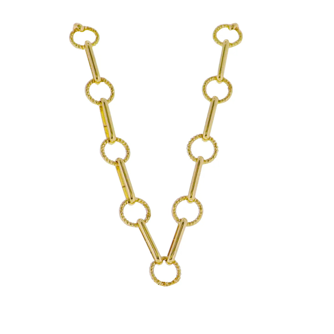 18k Gold Plated Oval Link Chain Necklace with alternating smooth and textured links in V shape. Available in multiple sizes.