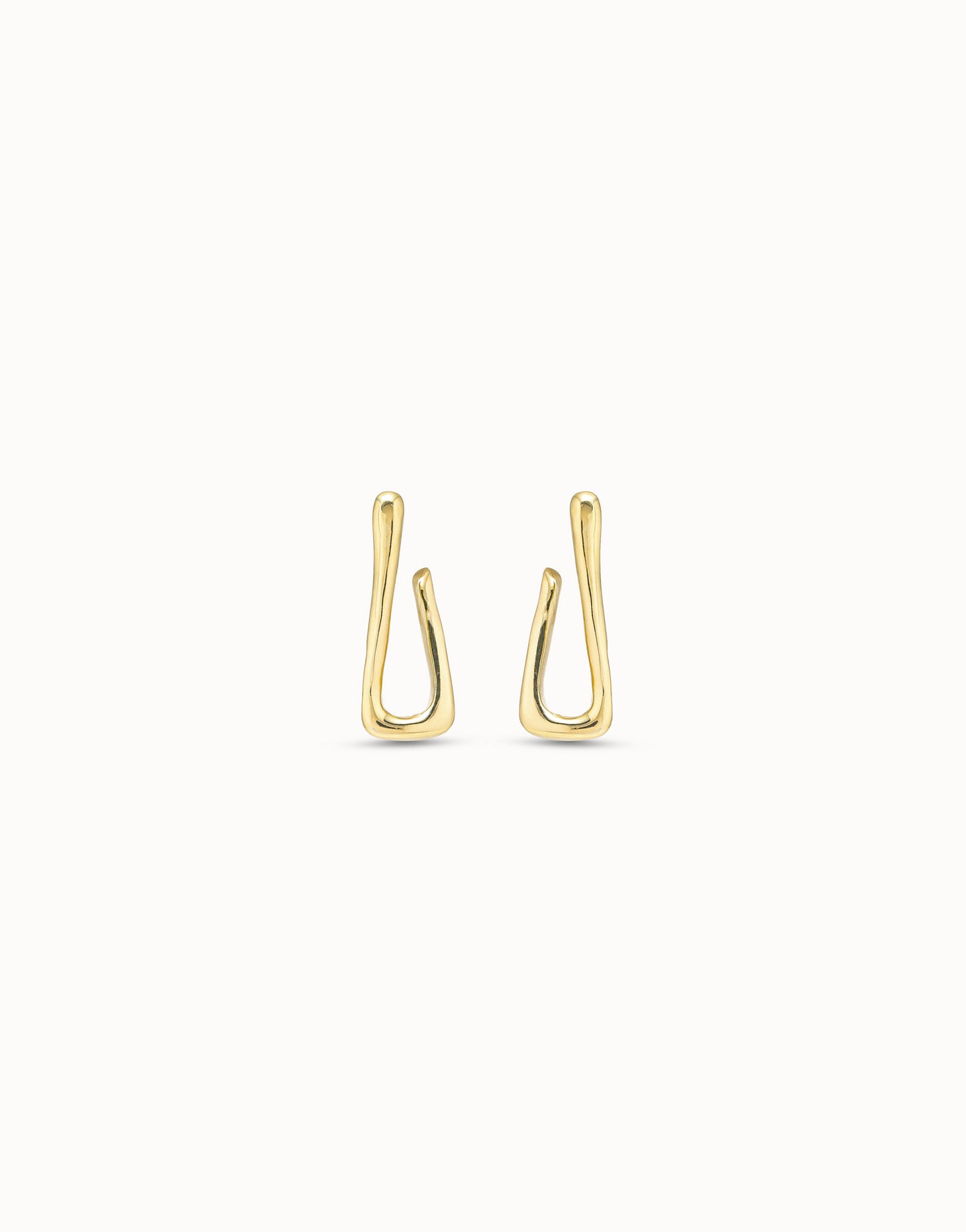 Minimalist 18K gold-plated link-shaped hoop earrings with abstract curved hook design; available in multiple sizes.