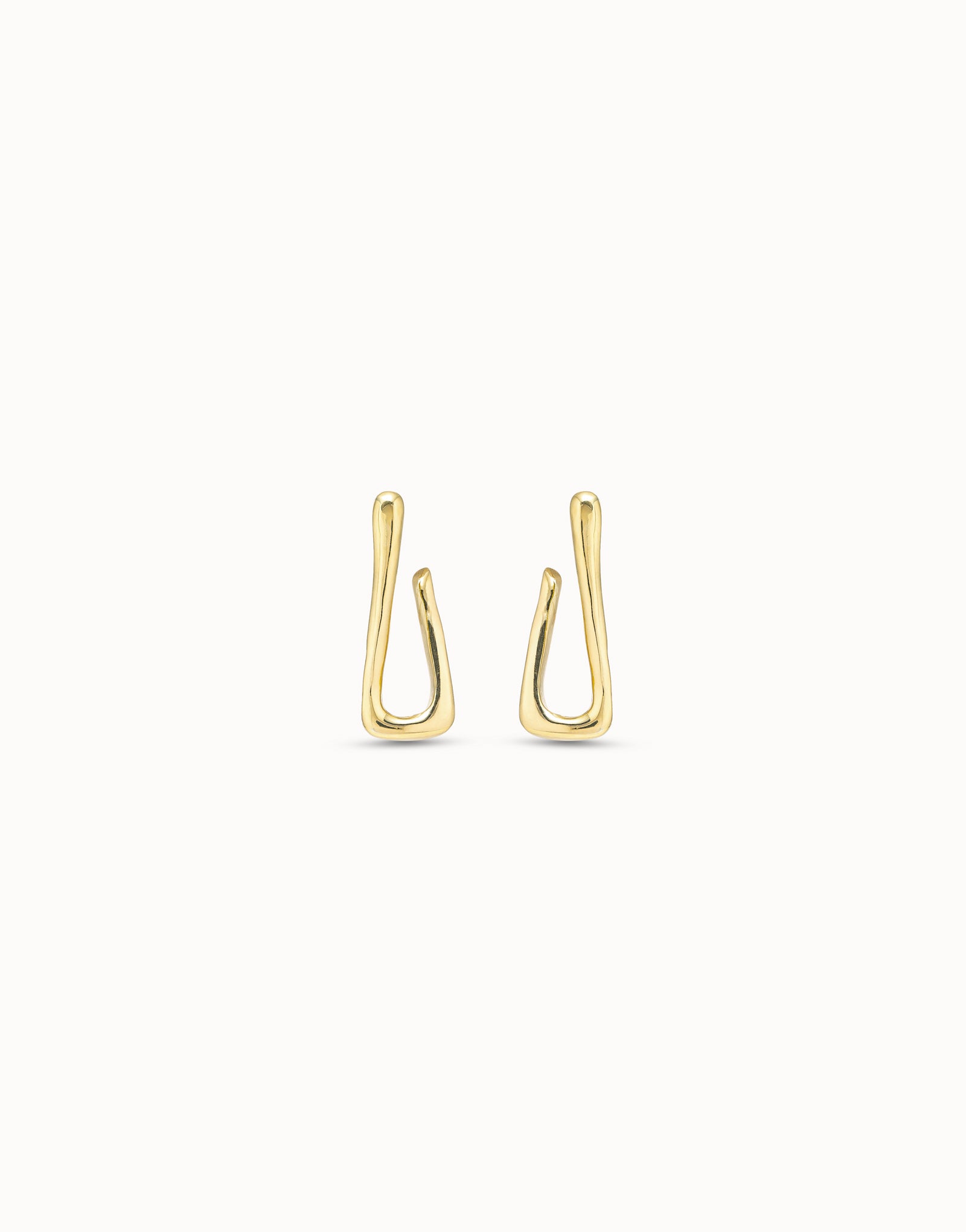 Minimalist 18K gold-plated link-shaped hoop earrings with abstract curved hook design; available in multiple sizes.