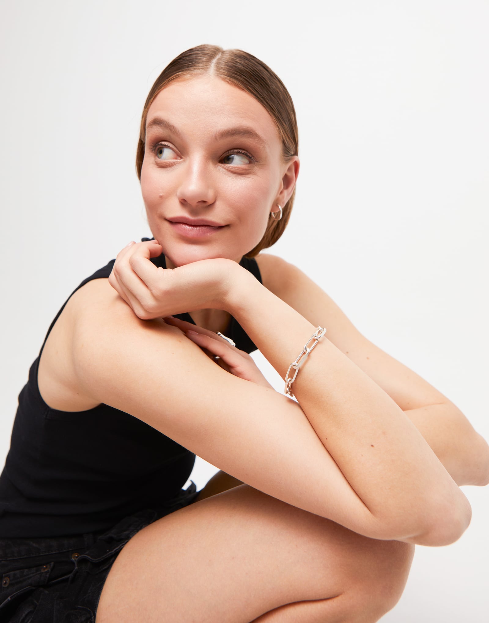 Paper Clip Link Bracelet with Padlock from the ser valiente collection, available in sizes S, M, and L.