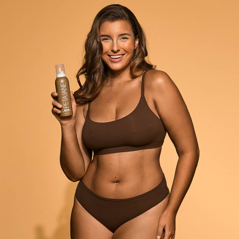 Dark Self-Tanning Mousse bottle shown; available sizes: 200ml, 400ml.