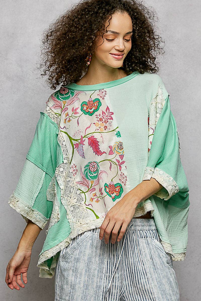 Round Neck Double Gauze Floral Woven Top in mint green, cream, floral pattern. Available in sizes XS-XL.