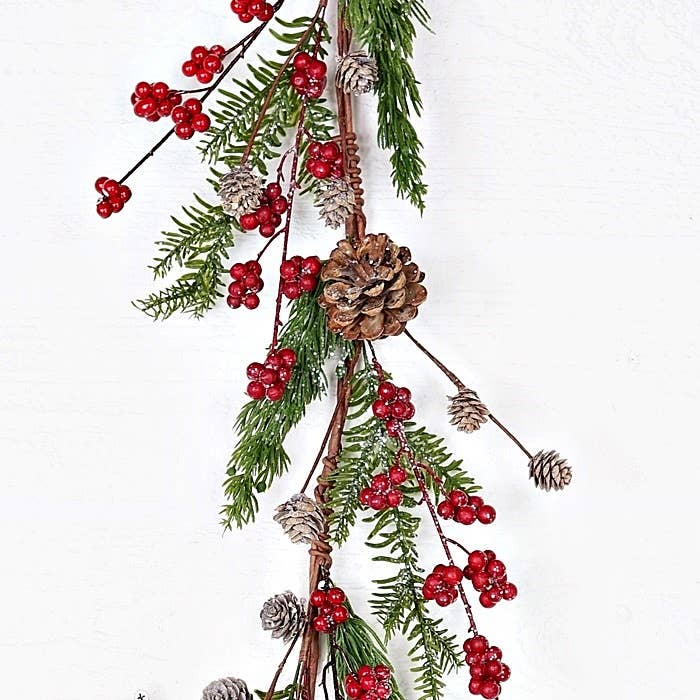 4ft Garland-Mix Pines w. Red Pepperberry and Pinecone