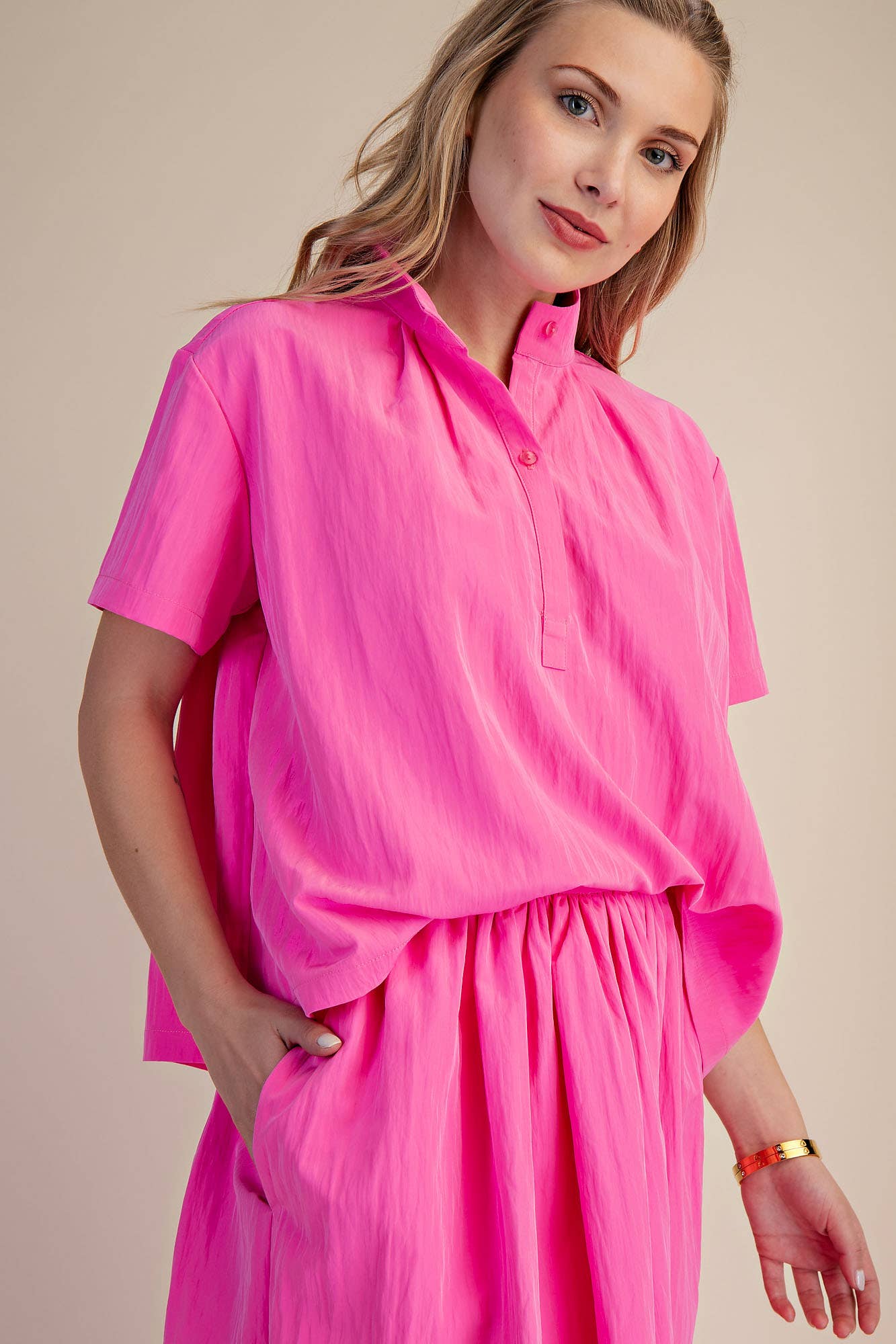 Pink Stand Collar Short Sleeves Shirt, available in sizes XS-XL. Features a tailored fit and lightweight fabric.
