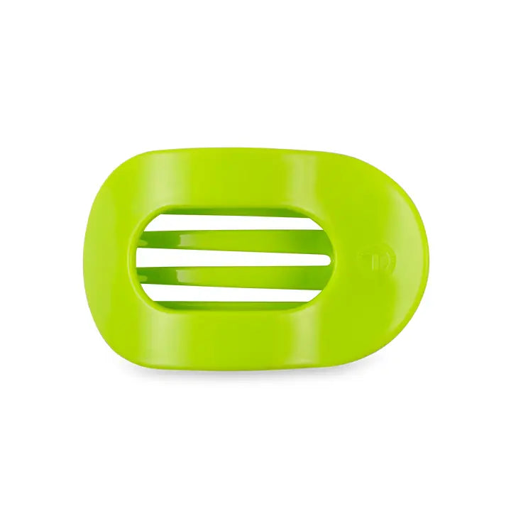 Rectangular green plastic dish with three central slits. Available sizes: small, medium, large.