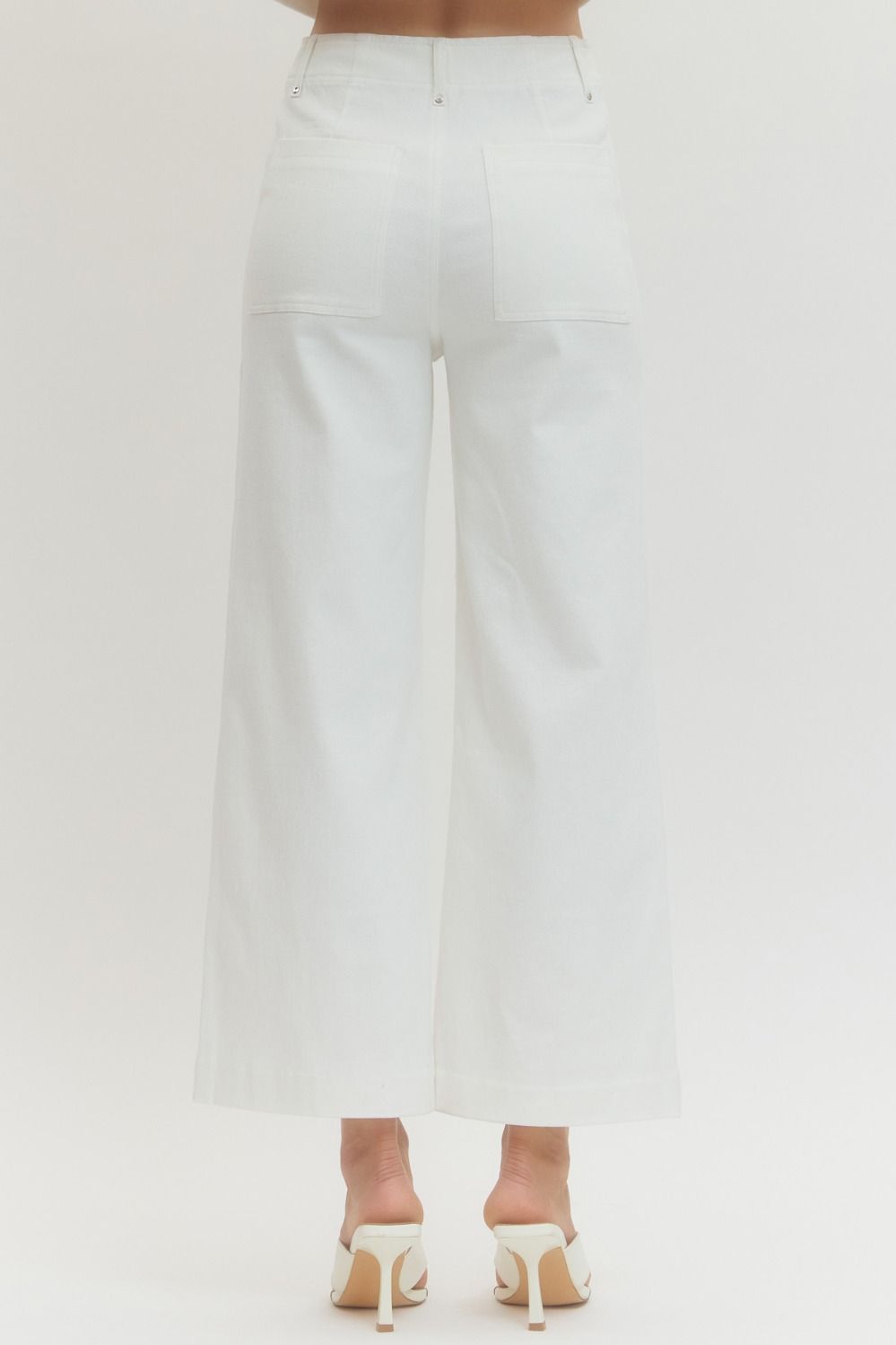 White HW Wide Leg Front Seam Pants with two large back pockets. Available in sizes XS–XL.