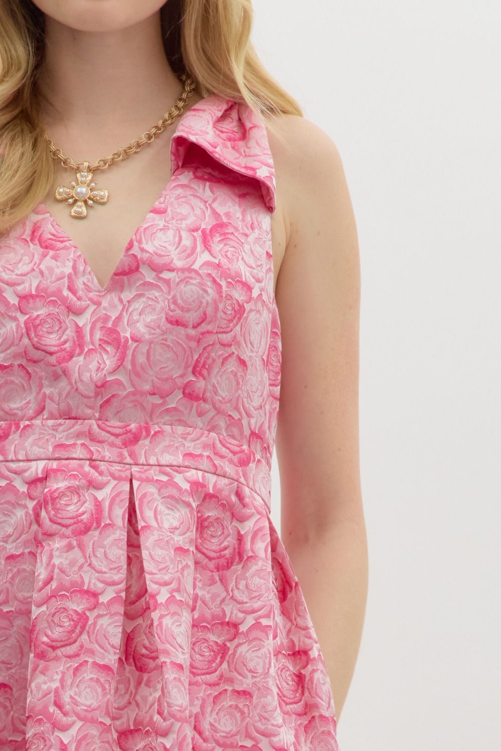 Carly Floral Print Bow Accent Midi Dress: Fitted bodice with adjustable bow accent, floral print, midi length. Available in sizes XS, S, M, L, XL.