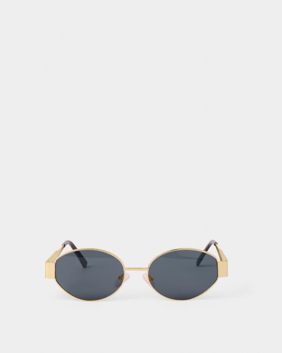 Siena Sunglasses: gold rims, dark lenses, geometric shape, UV400 protection, recycled materials. Sizes: small, medium, large.